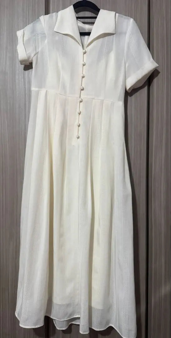 Lily brown white white dress