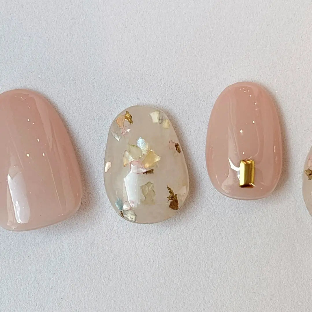 [Clothing image available] Beige, clear, flower design, nail tip, sparkling, pink