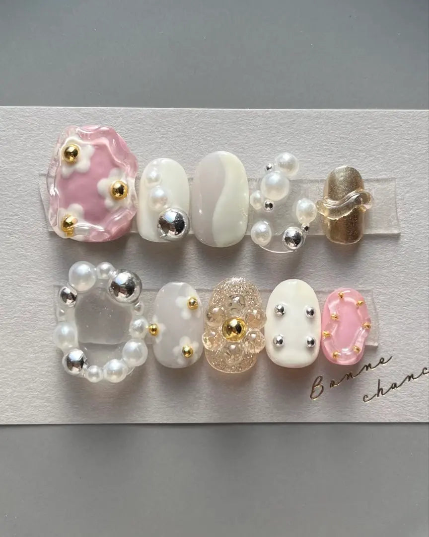 [48] Nail tips, spring, pearls, flowers, waggling, plump, clear, gold, silver