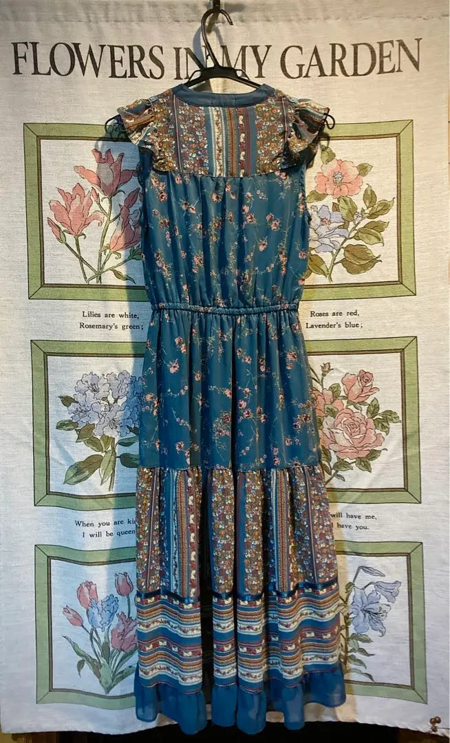 {ejes mujer}<long dress> Azul | Patrón floral | Sin mangas (M) | 《 axes femme 》〈ロングワンピース〉ブルー｜花柄｜ノースリーブ（M）</long>