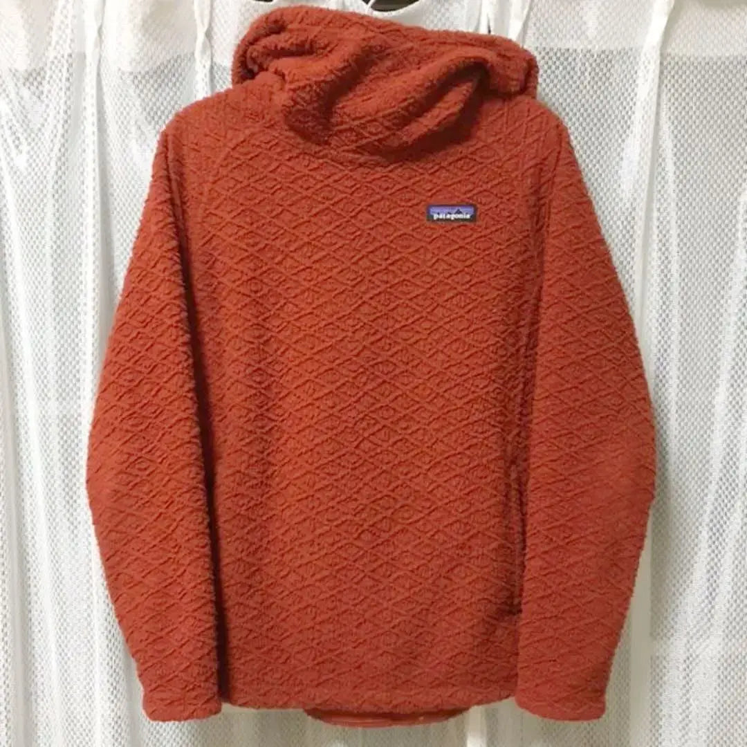 Regular price: 24,000 Patagonia Length: 68 Width: 46cm Fleece High Neck Hoodie