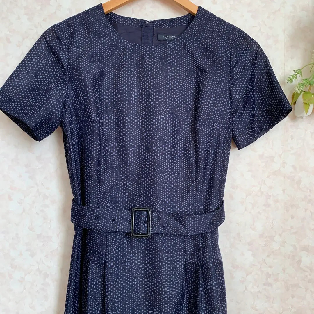 Beautiful condition ☆ Burberry London Short Sleeve Dress 38 Sanyo Shokai