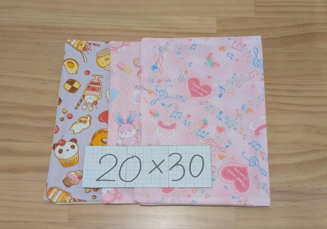 Girl's pattern♪ Placemat 20 x 30♪ Set of 3