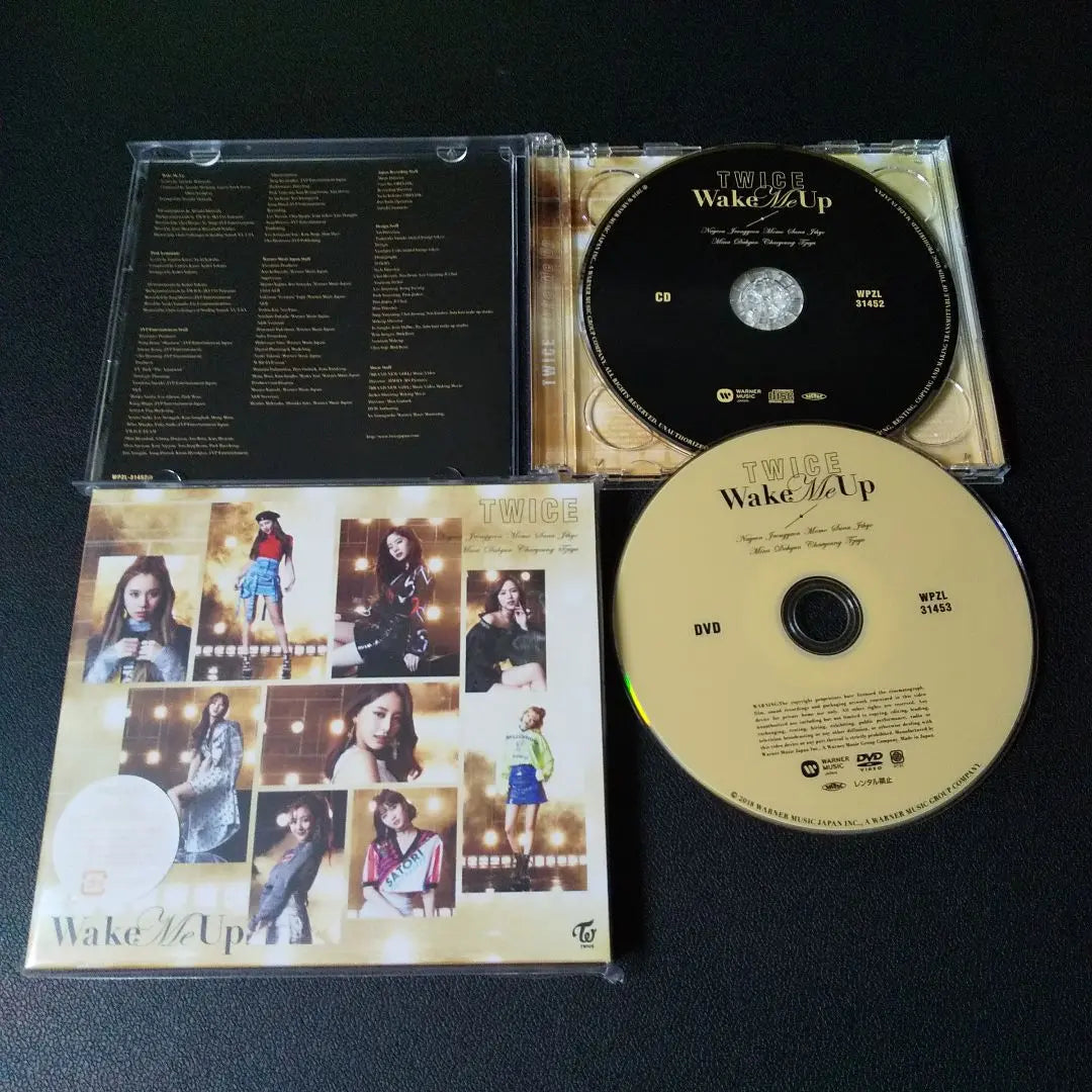 3 types including TWICE Wake Me Up [First limited edition A] [Japanese edition]