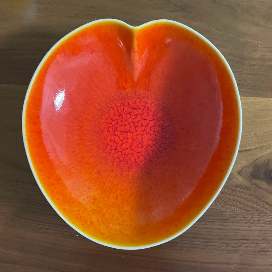 Orange Heart-shaped plate Shallow plate