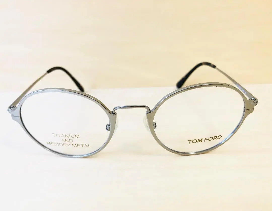 Precio habitual: 77.000 yenes/gafas de sol Tom Ford de titanio con memoria de forma, plateadas, plateadas