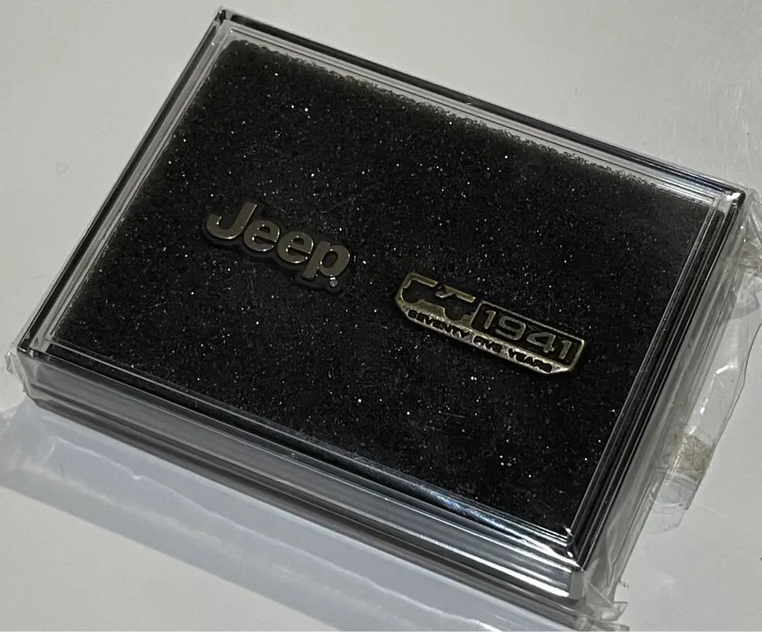 Insignia conmemorativa del 75.º aniversario de Jeep 1941