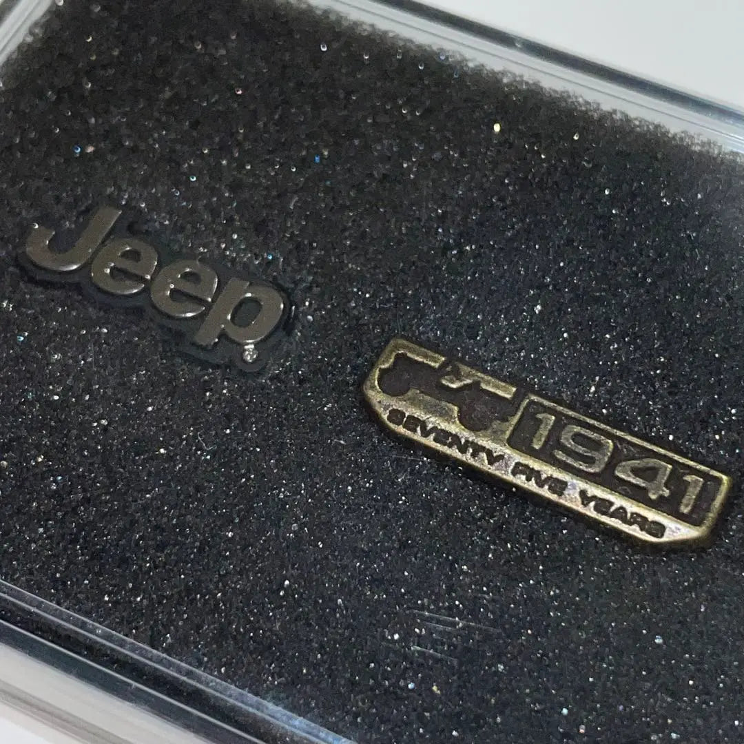 Jeep 1941 75th Anniversary Pin Badge