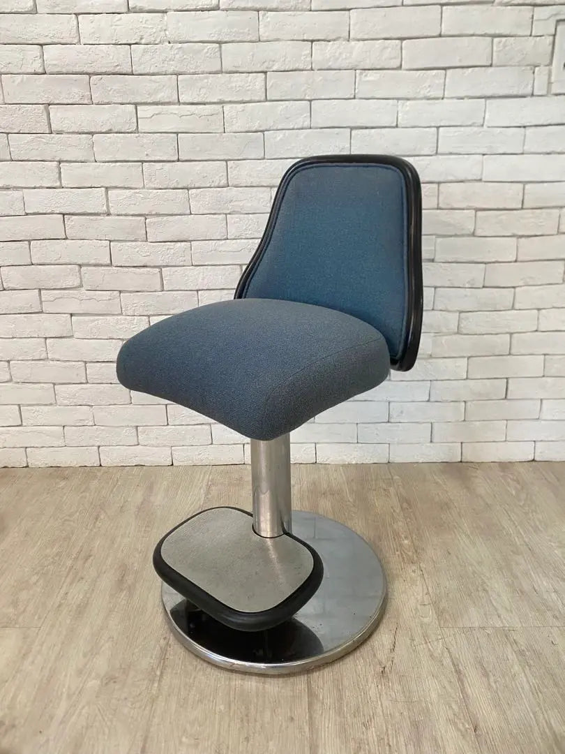 ⭐️【Free shipping nationwide】France ￼￼Barber chair stool Beauty Haircut Bar Chair