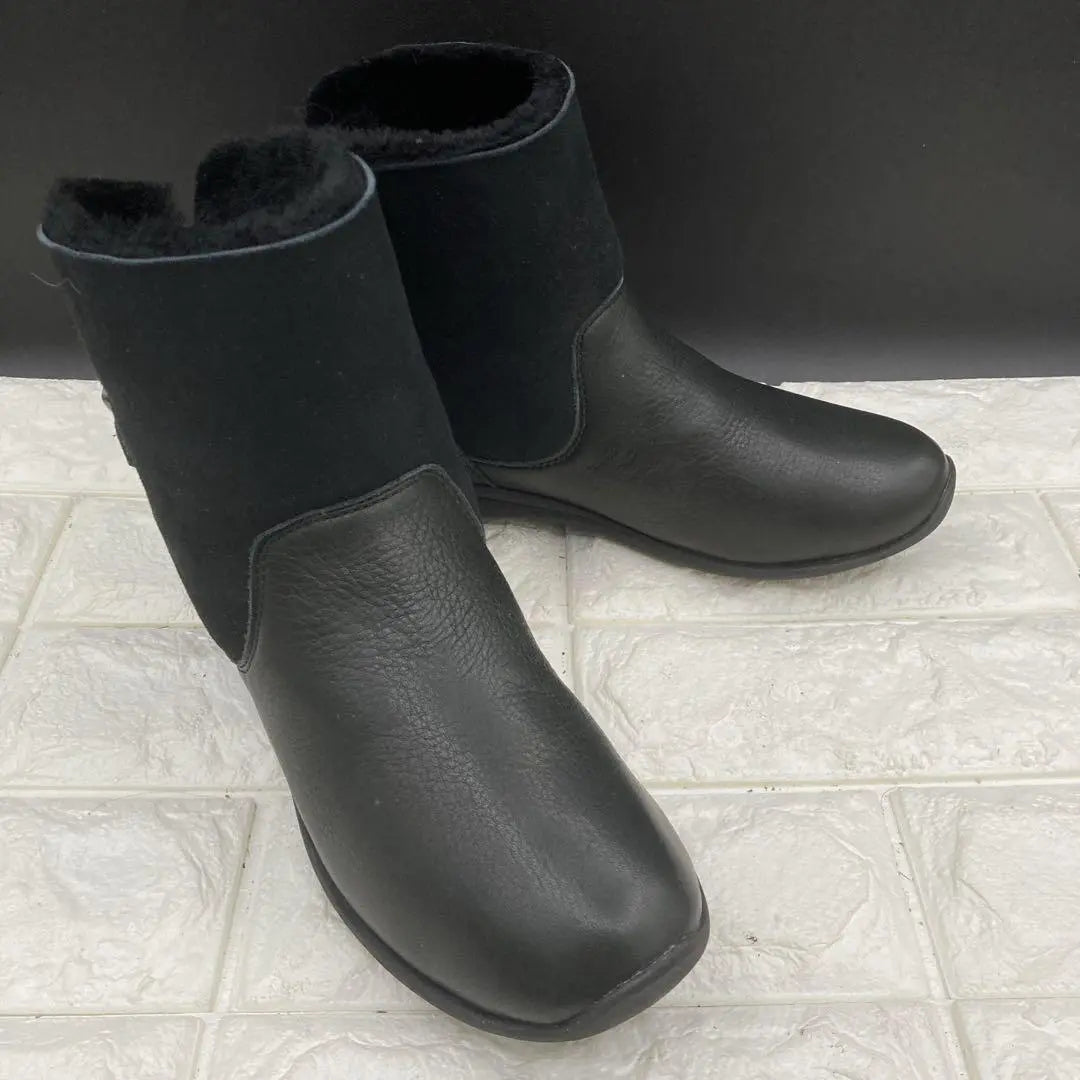 ❤Buen estado❤Botas cortas REGAL con cinturón de piel de oveja color negro