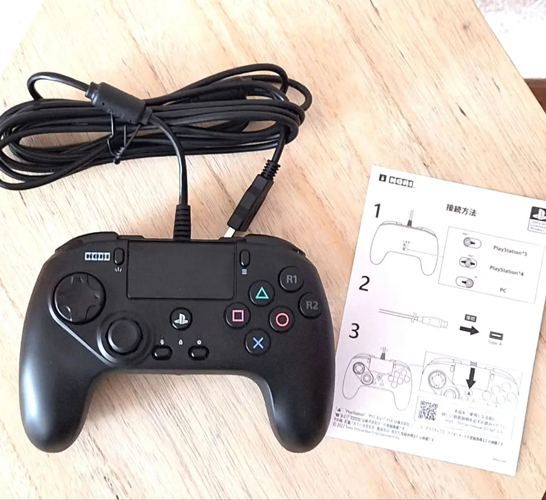 HORI PS4 / PS5 / PC wired controller Fighting Commander | HORI PS4／PS5／PC　 有線コントローラー ファイティングコマンダー