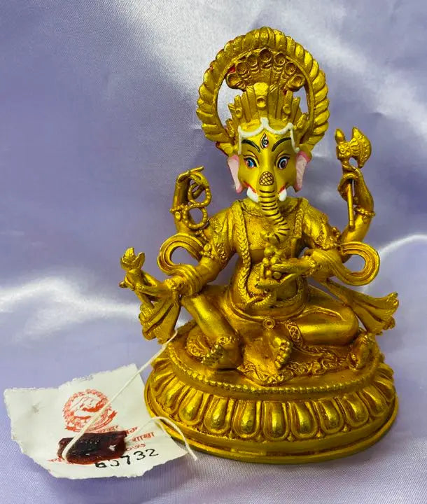 Ganesha statue that will make your dream come true (made in Nepal)