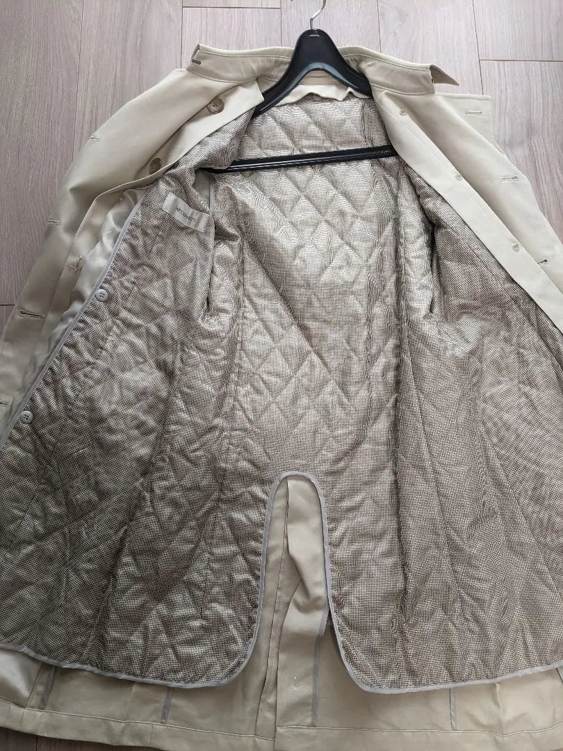 Women's trench coat beige