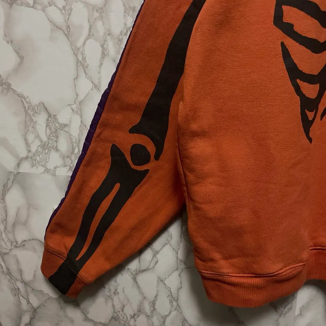 Sudadera con diseño de calavera de hueso de KAPITAL en color raro en buen estado fabricada en Japón