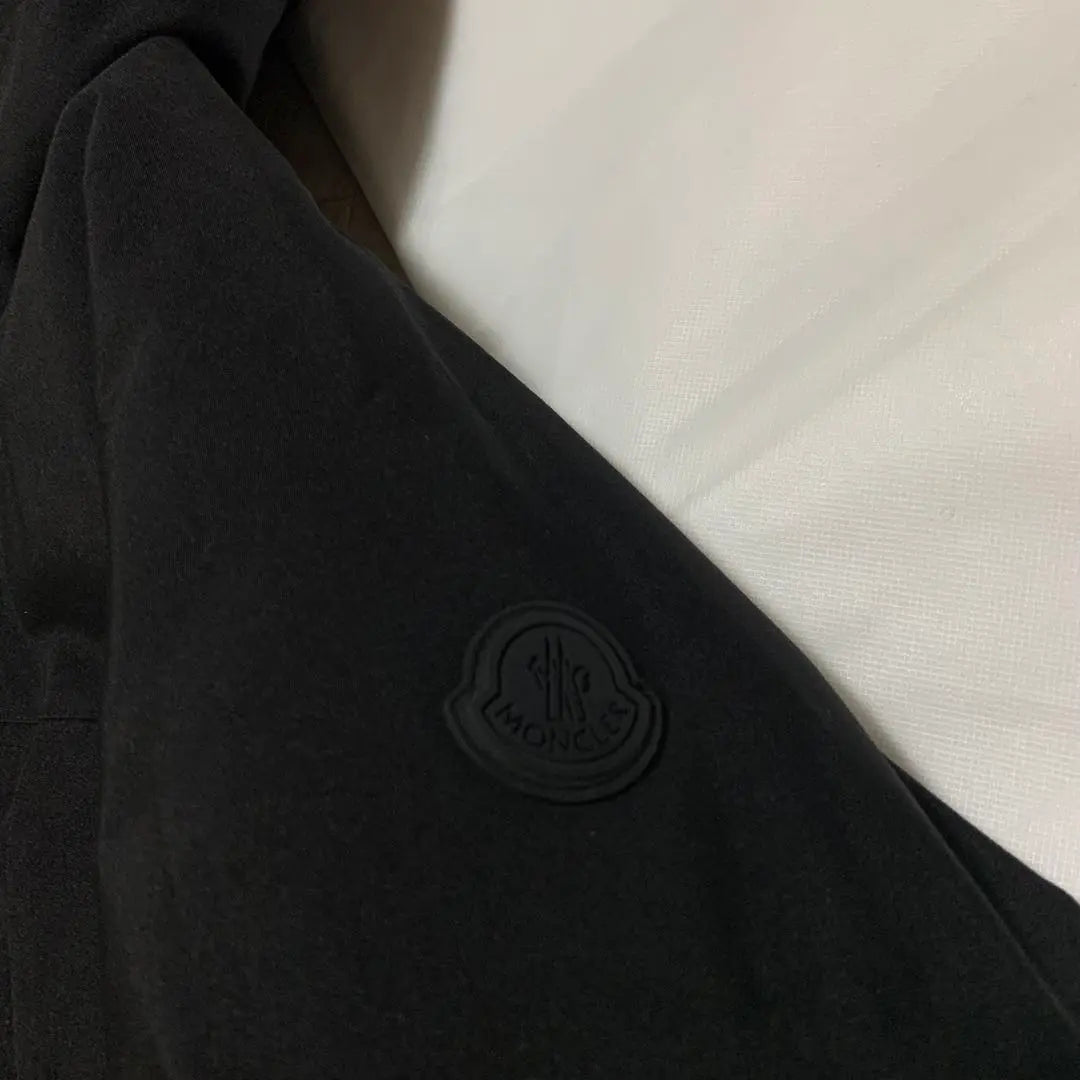 Moncler FORSTER Chaqueta larga de plumón negra Talla 2