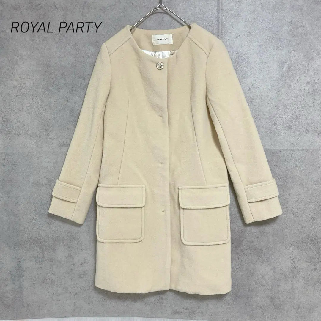 [Royal Party] Abrigo con botones bijoux sin cuello 95% lana hermosa ropa de abrigo | 【ロイヤルパーティー】ノーカラービジュー釦コート ウール95% 綺麗めアウター