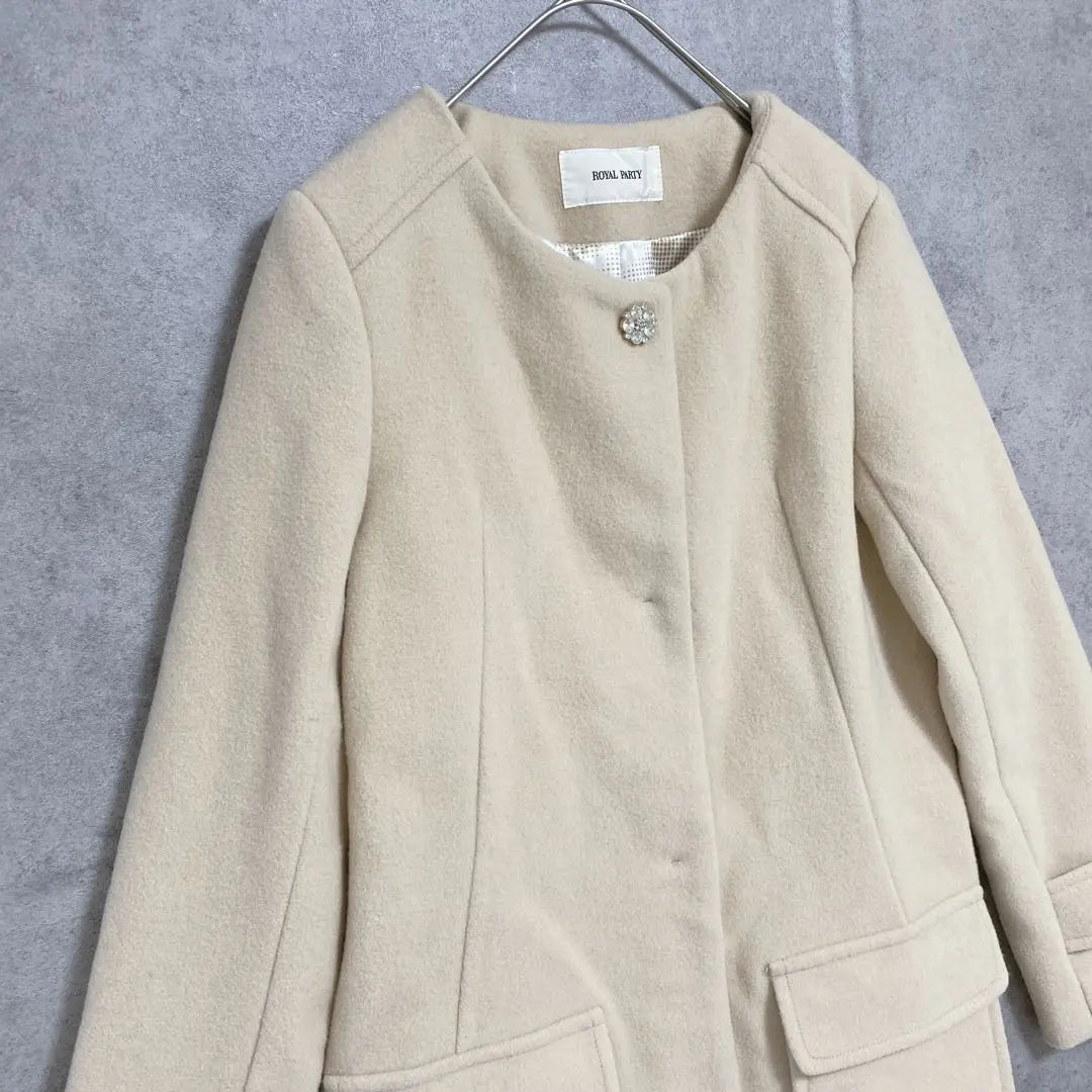 [Royal Party] No-collar bijoux button coat 95% wool beautiful outerwear | 【ロイヤルパーティー】ノーカラービジュー釦コート　ウール95% 綺麗めアウター