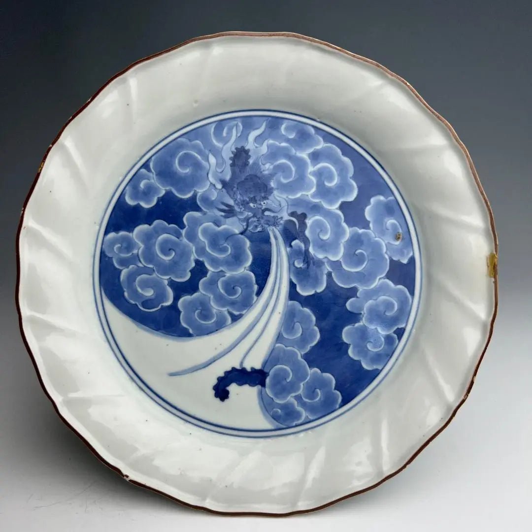 Ai Kutani, ancient Imari, dyed and woven, unryu pattern, flower plate, 1650-1660s