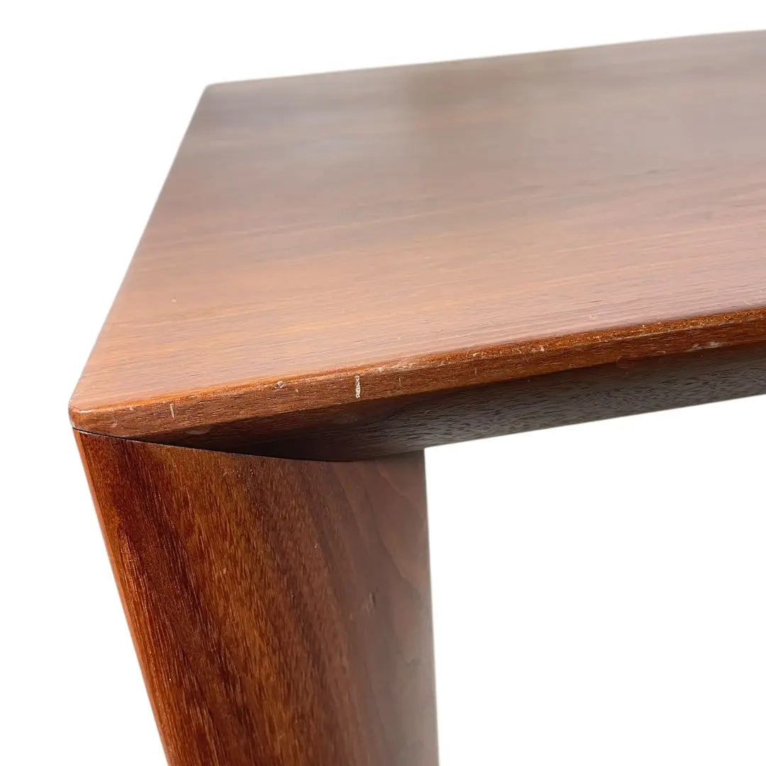 Mesa de comedor de madera natural de nogal Karimoku HR490