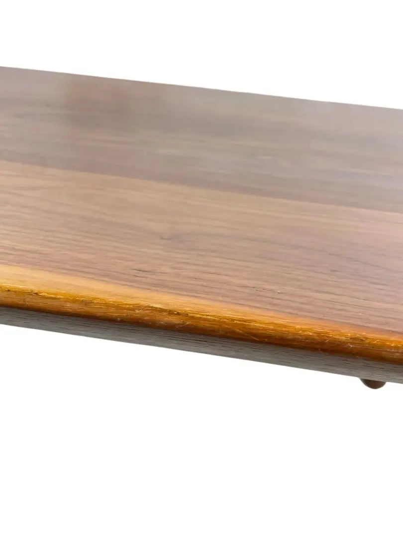 Mesa de comedor de madera natural de nogal Karimoku HR490