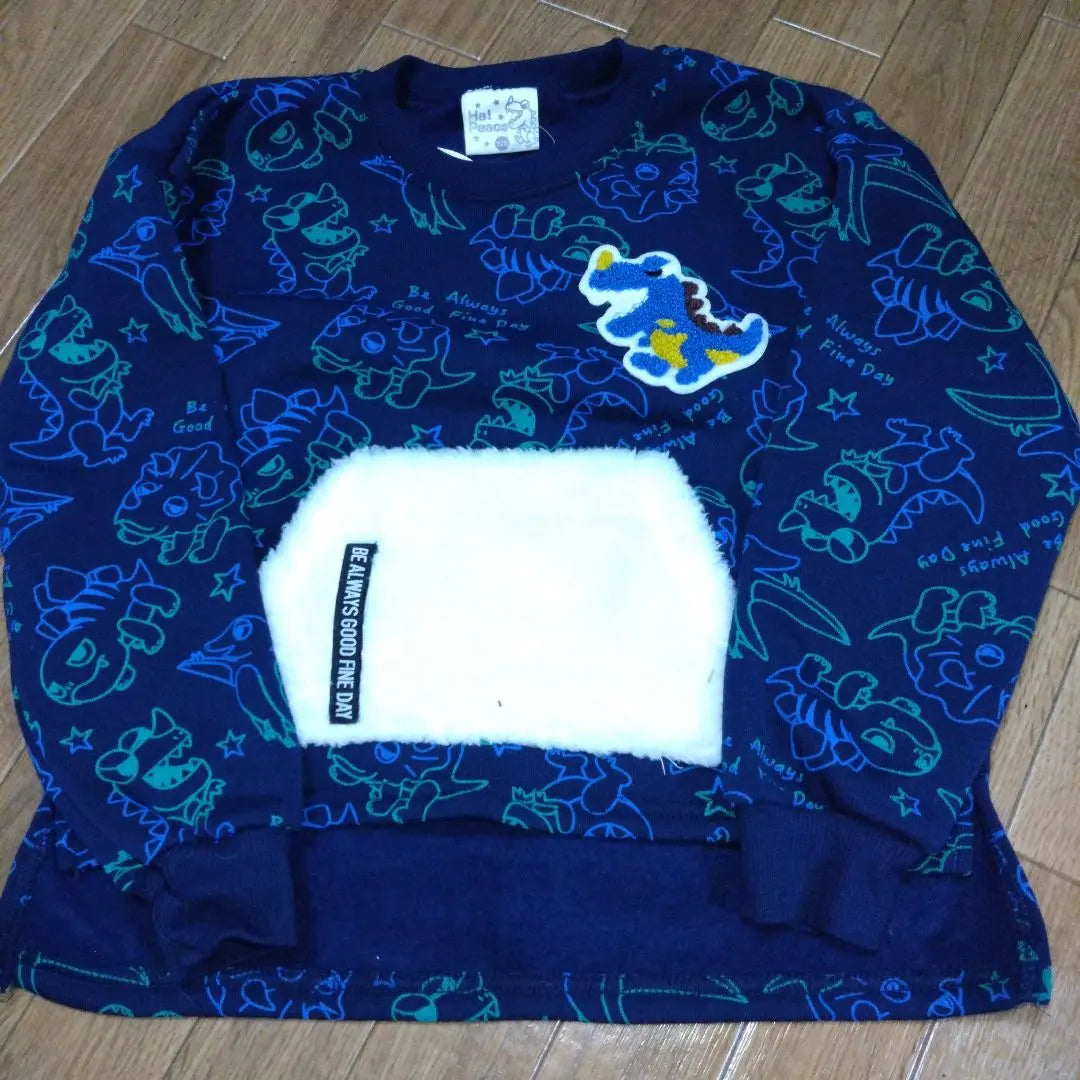 ✨️✨️Otoko's Child Dinosaur Fleece Sweatshirt ☆ Brand new, unused, size 120