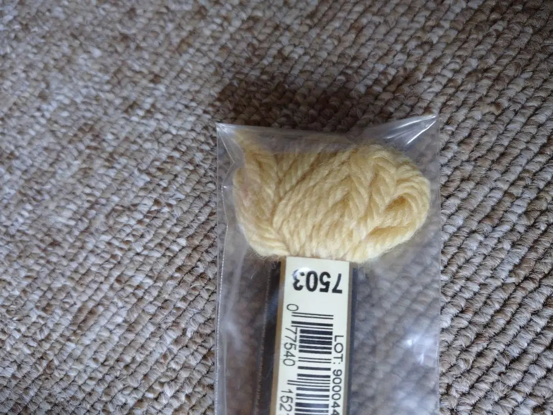 DMC tapestry wool thread 7503 beige 2 bundles