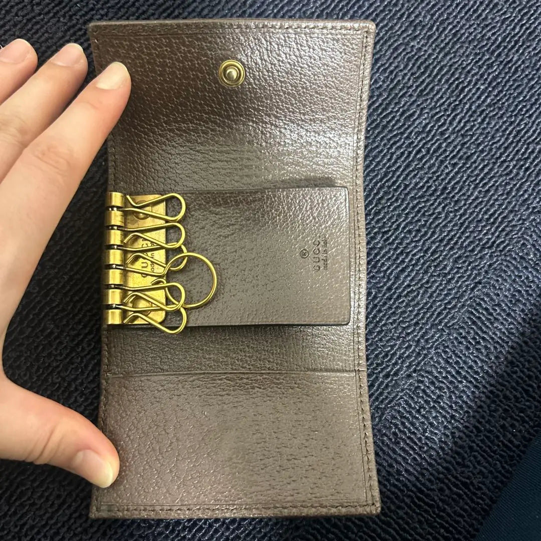 Estuche para llaves con estampado GG de Gucci