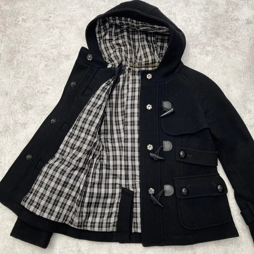 BURBERRY BLUE LABEL Abrigo de lana corto negro