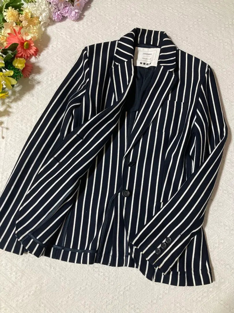 Beautiful condition ✨ PLST stripe jacket navy x white large L