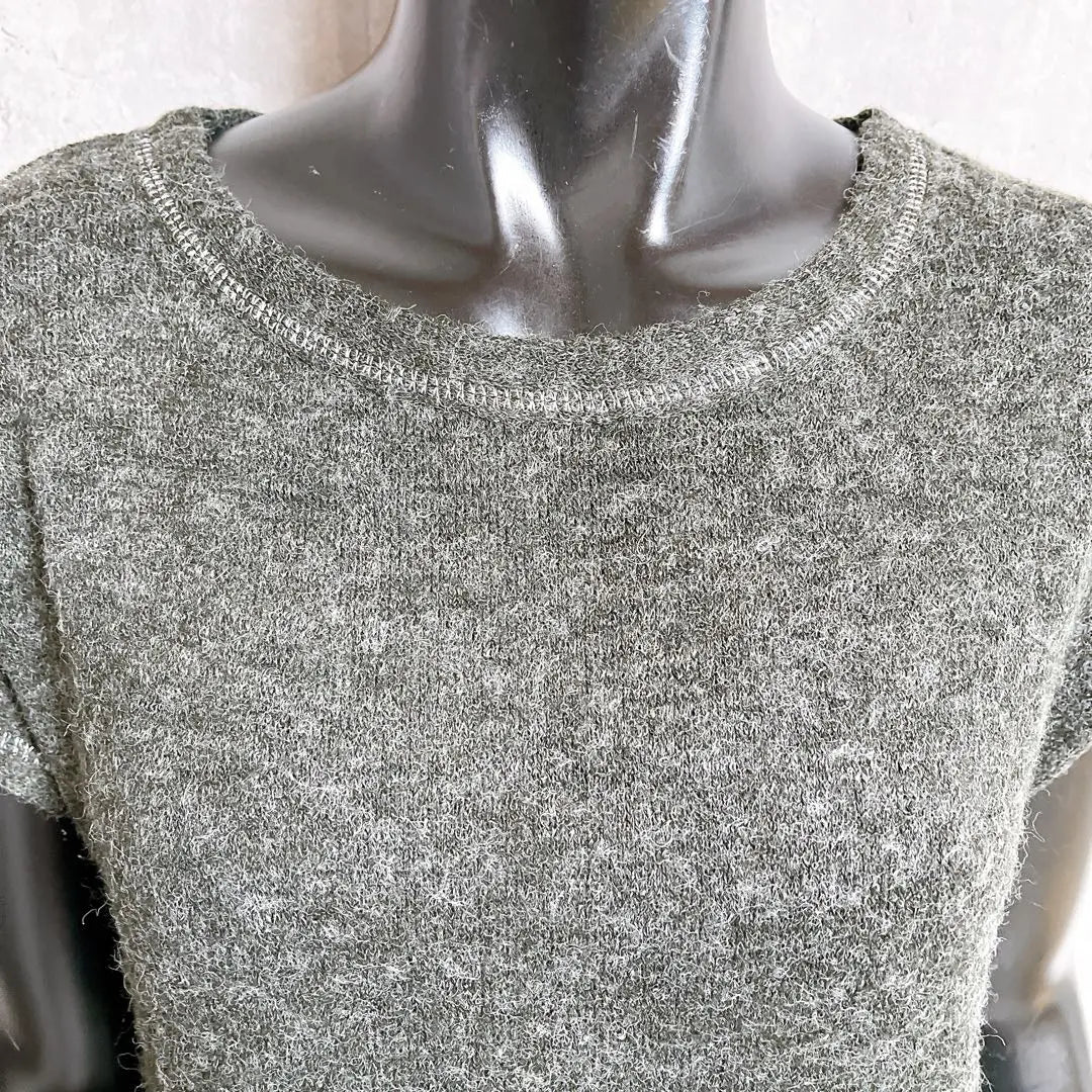 [SWEET ROUGE] Bicolor knit tunic, short sleeves, charcoal gray