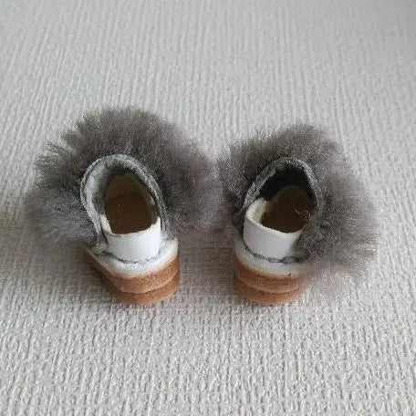 [Sale item] Celia doll shoes (white) with grey fur