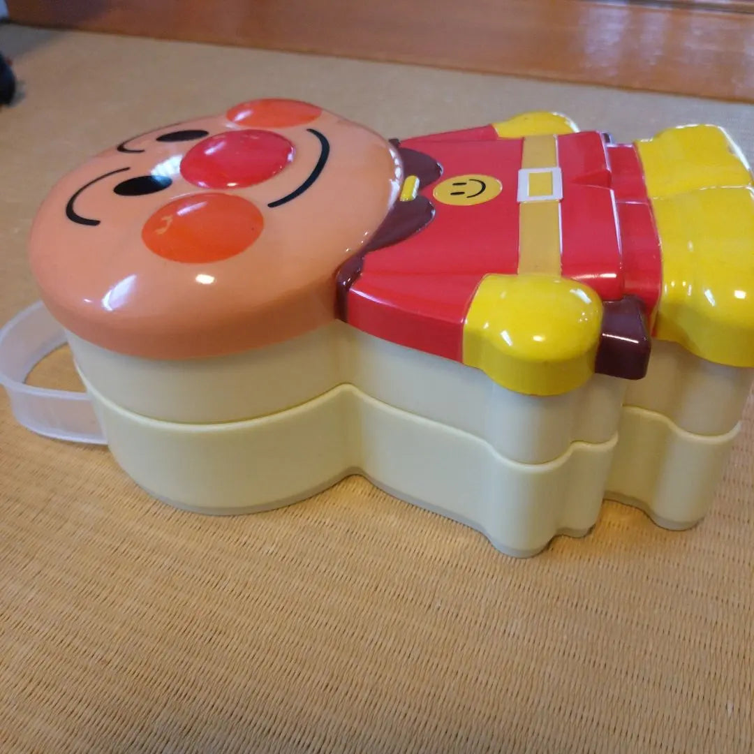 Fiambrera Anpanman con pan, bolas de arroz y juego de tenedores