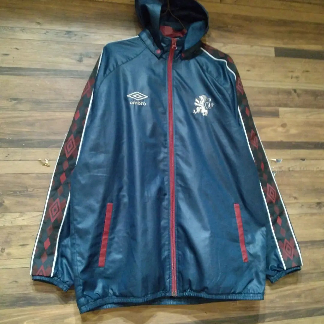 UMBRO　00s football　England　NylonJacket