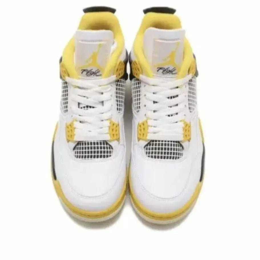 Nike Nike Air Jordan 4 para mujer, color blanco y leche de coco