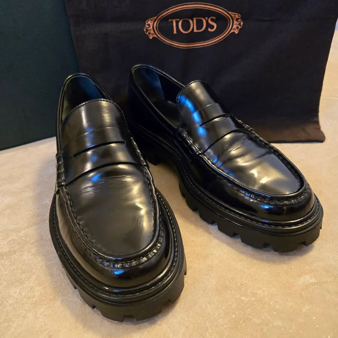 Mocasines negros de suela gruesa de TOD'S