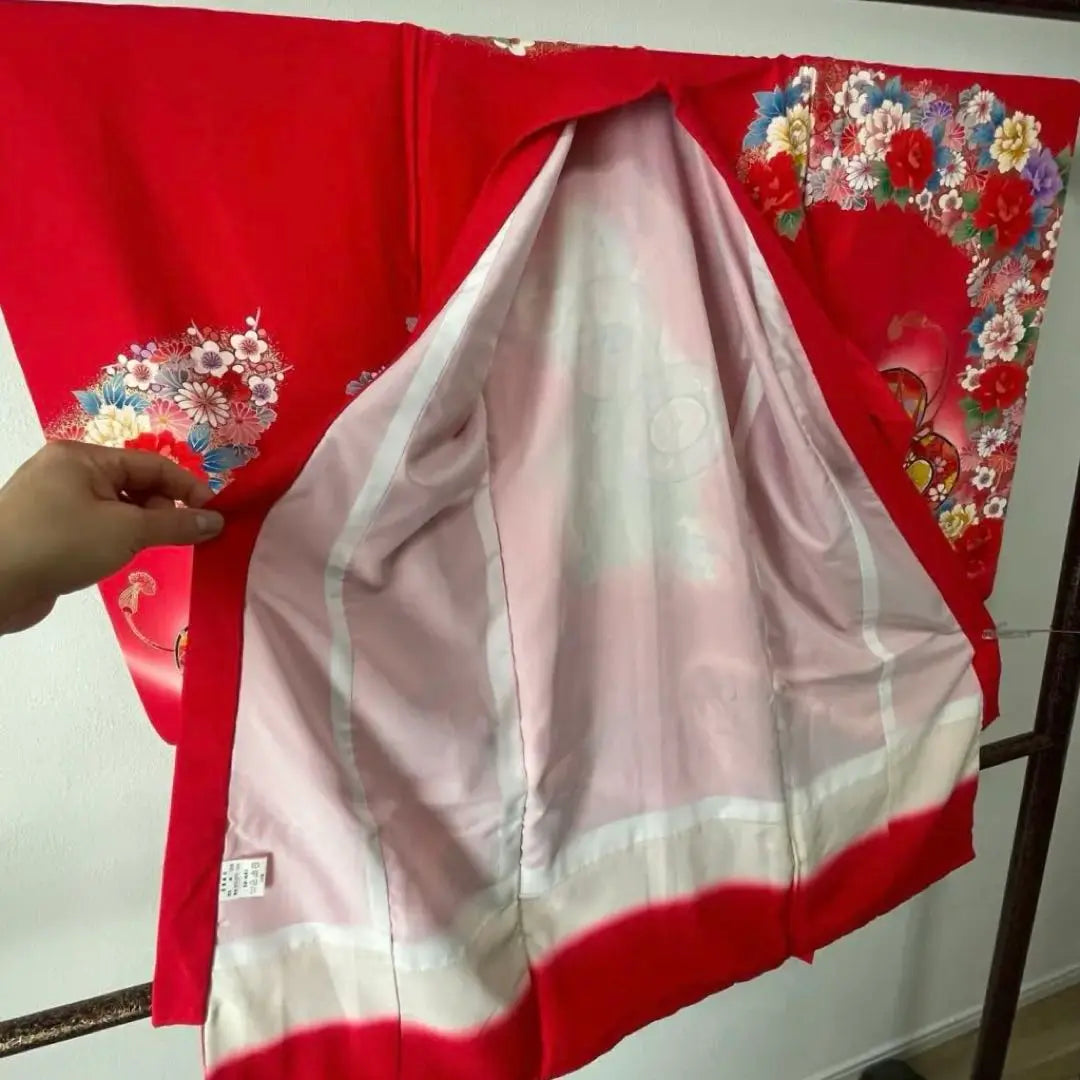 Estado superhermoso, visita al santuario, seda pura, kimono de bebé, primer kimono, niña, kimono, rojo, tsuzumi, peonía