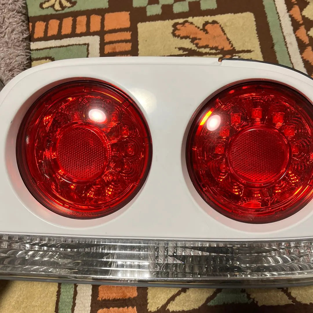 33GTR quasi-product LED tail lamp set