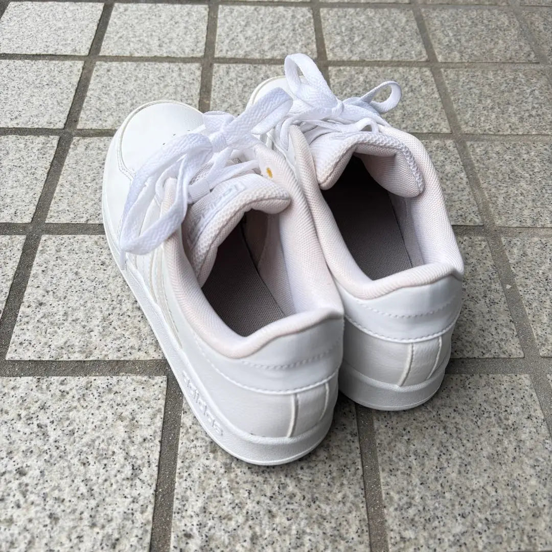 adidas sneakers white 23.5cm