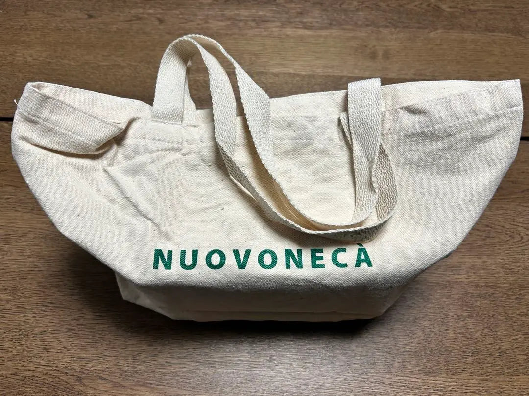 New NUOVONECA Lunch Box Set of 3, Tote Bag, with a Cold Bag