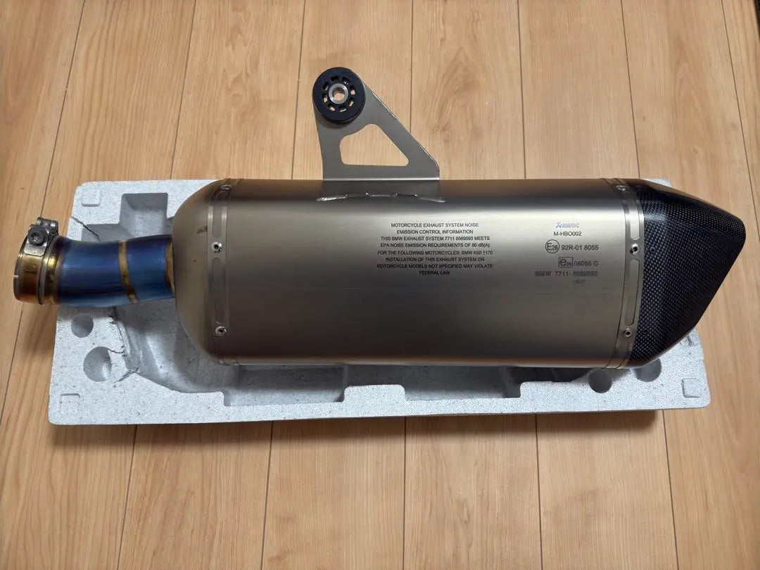 Opciones originales de BMW R1250GS Adventure Akrapovic | BMW R1250GS アドベンチャー アクラポビッチ 正オプション