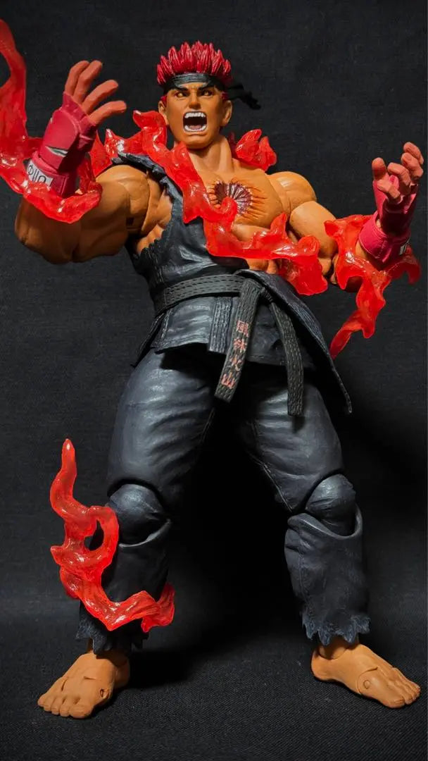 Ultra Street Fighter IV Action Figure Ryu awakens to the vibration of murderous intent