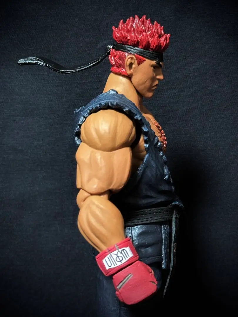 Ultra Street Fighter IV Action Figure Ryu awakens to the vibration of murderous intent