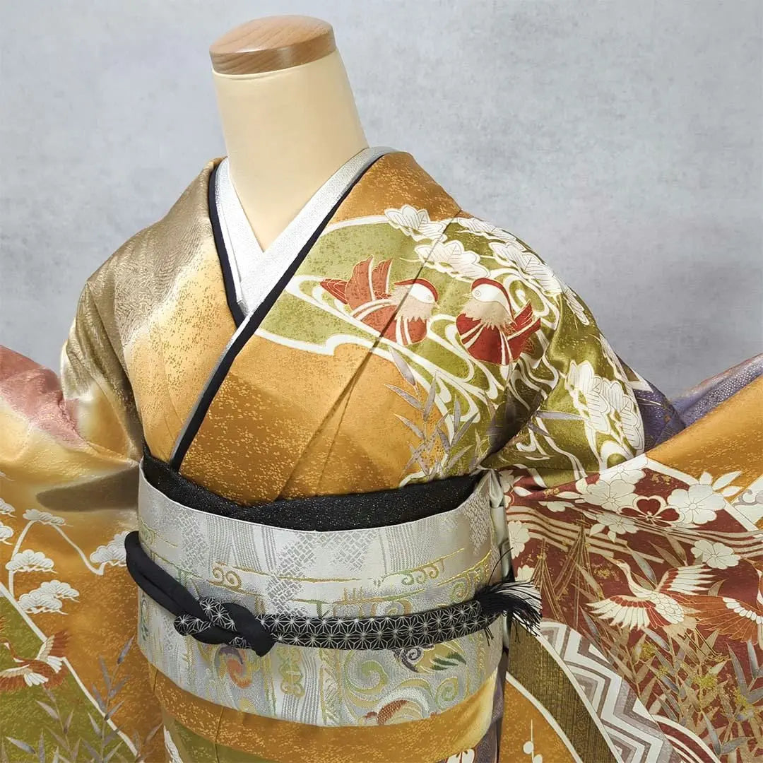 [At a glance!] High-class classic furisode set] Yellow type L