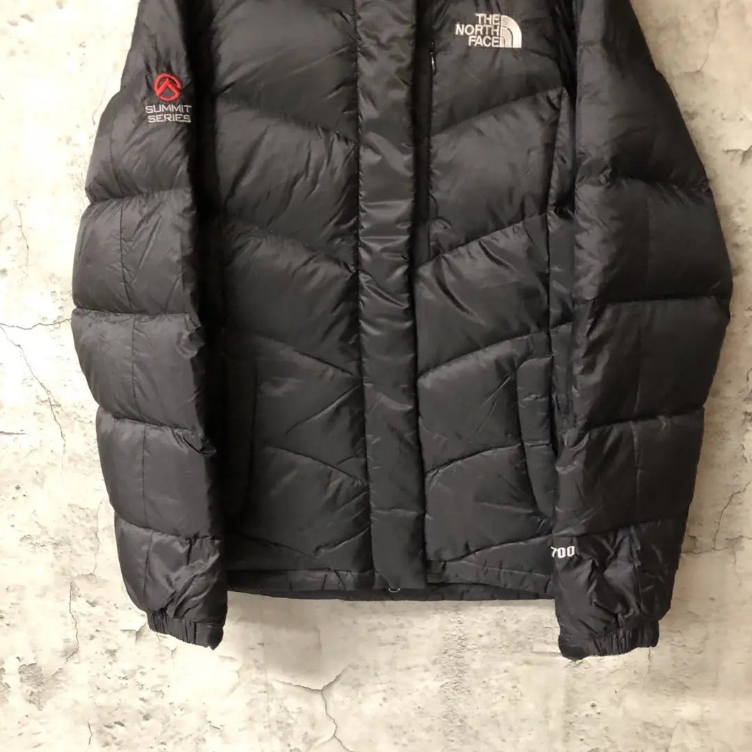 Embroidery 700 Phil Summit Series Zanows Face Down Jacket Court