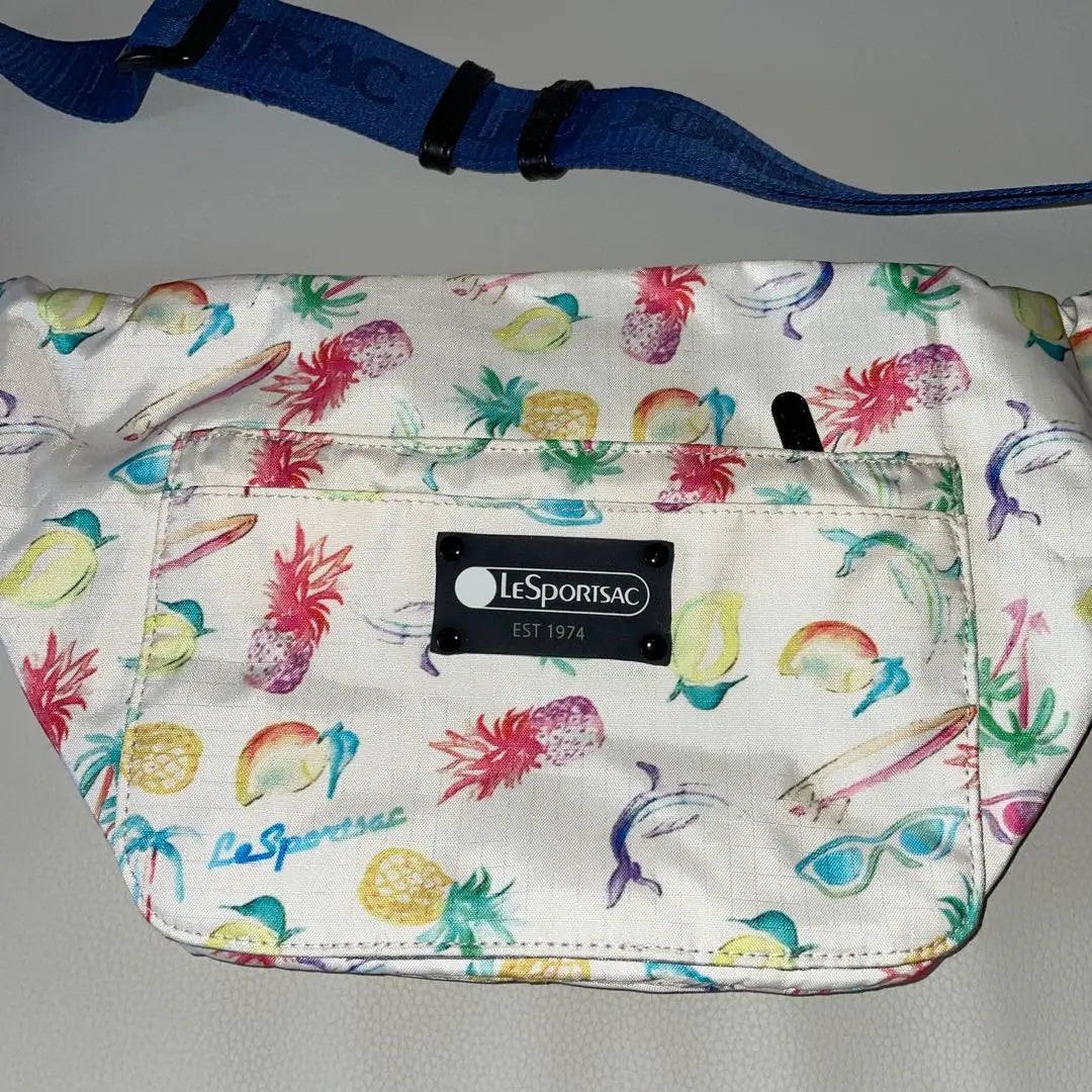 Bolsa para cadáveres con estampado de frutas LeSportsac | LeSportsac フルーツ柄 ボディバッグ