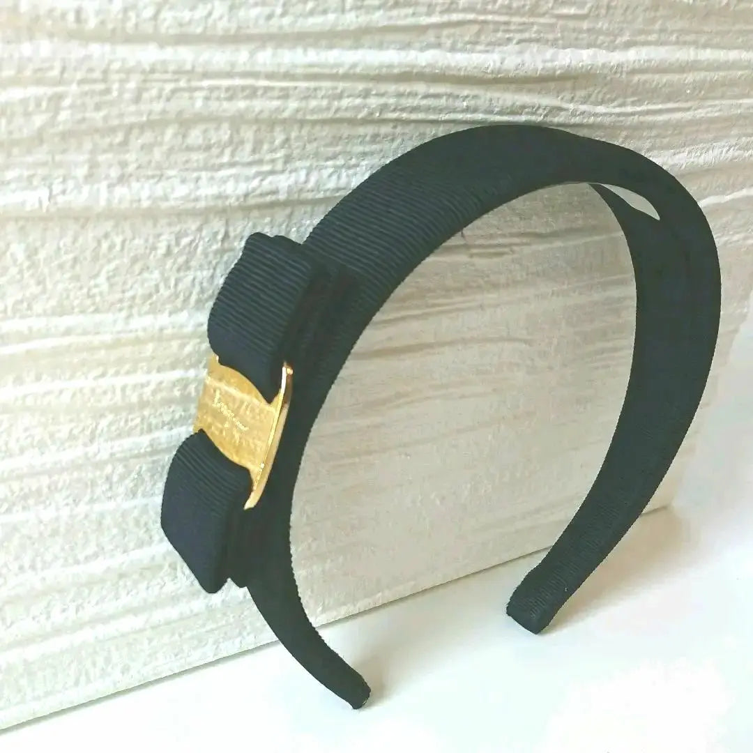 ◯Unused item○Salvatore Ferragamo Headband Navy