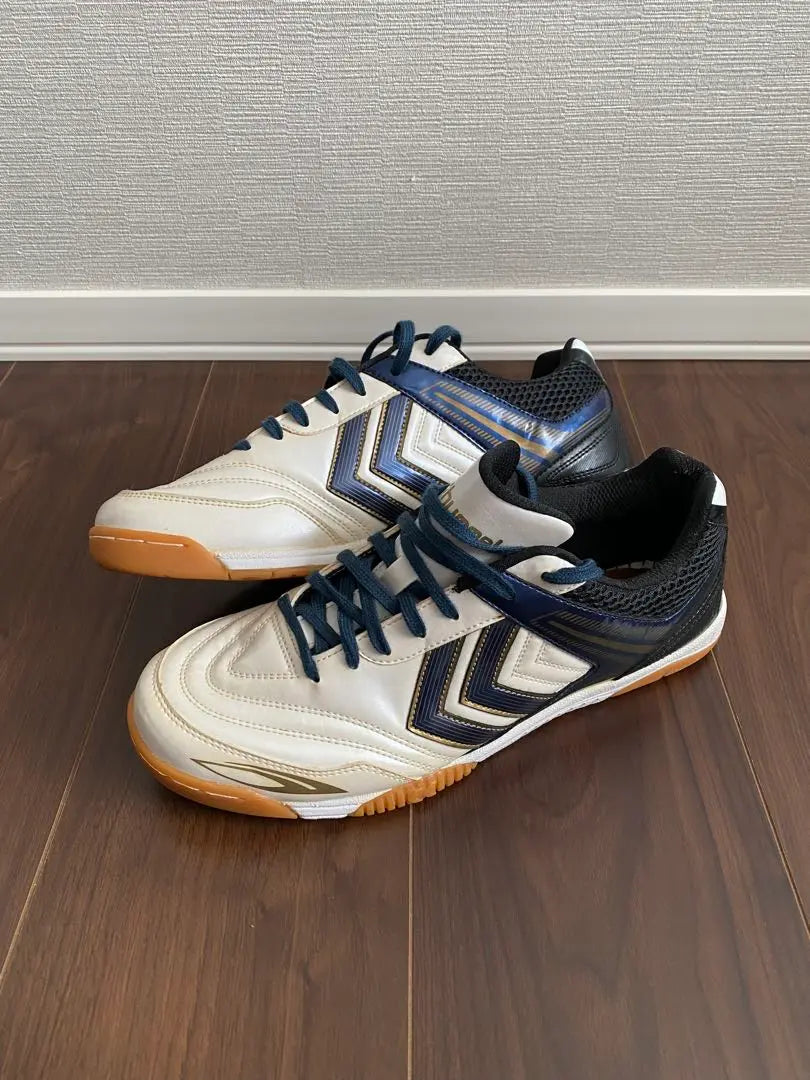 [New and unused] hummel Aerato II GS (white x navy) 27cm