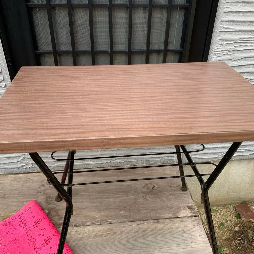 Antique table, Showa retro, made in the era, wood-like top iron legs, price reduced