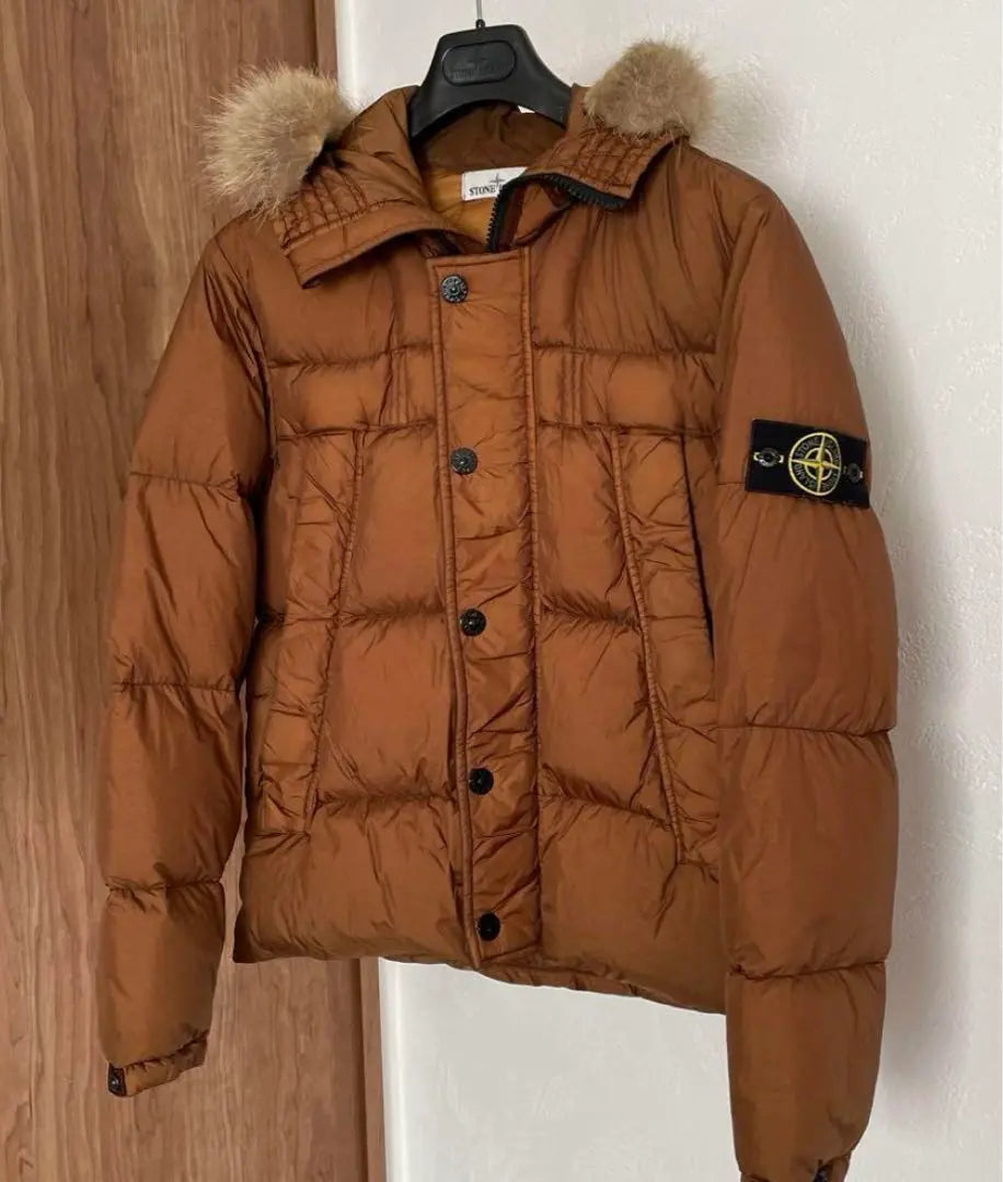 Chaqueta de plumas marrón STONE ISLAND talla M