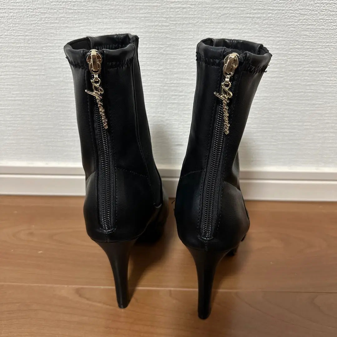 LIPSERVICE Side Gore Short Boots | LIPSERVICE サイドゴアショートブーツ